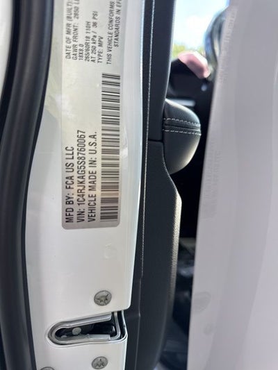 2025 Jeep Grand Cherokee L Laredo