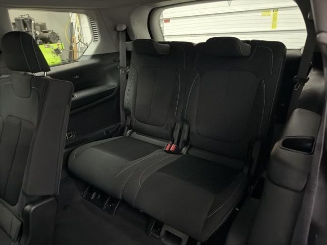 2021 Jeep Grand Cherokee L Laredo