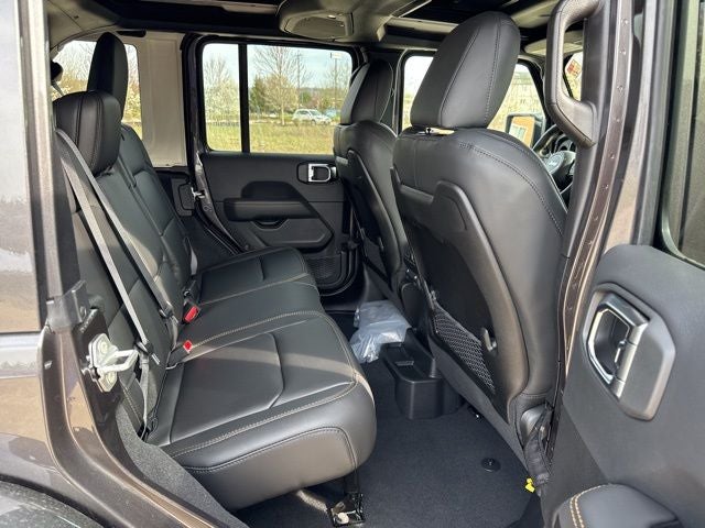 2025 Jeep Wrangler Rubicon 392