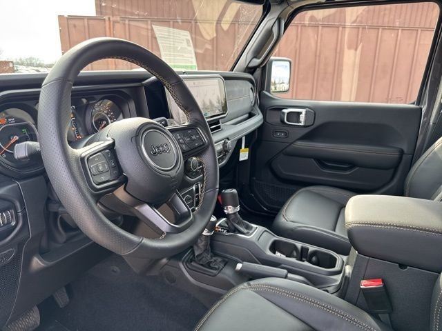 2025 Jeep Wrangler Rubicon 392