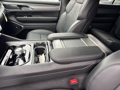 2026 Jeep Grand Wagoneer Altitude