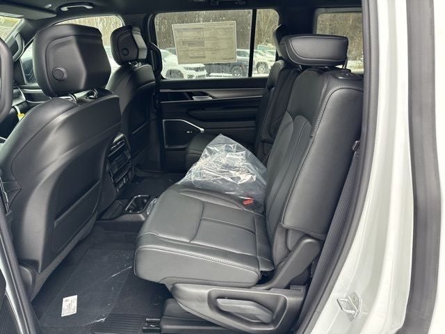 2026 Jeep Grand Wagoneer Altitude