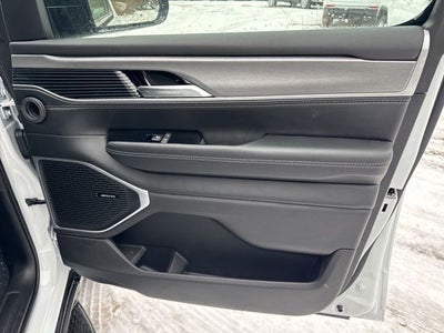 2026 Jeep Grand Wagoneer Altitude