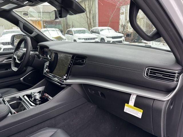 2026 Jeep Grand Wagoneer Altitude