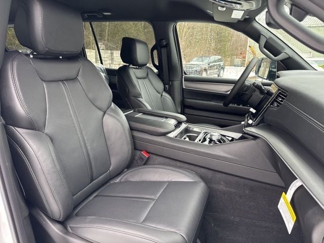 2026 Jeep Grand Wagoneer Altitude