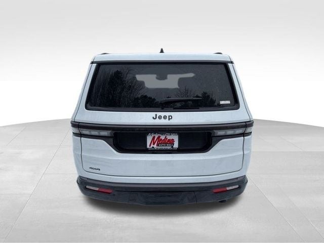2026 Jeep Grand Wagoneer Altitude
