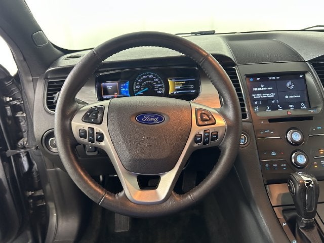 2016 Ford Taurus SEL