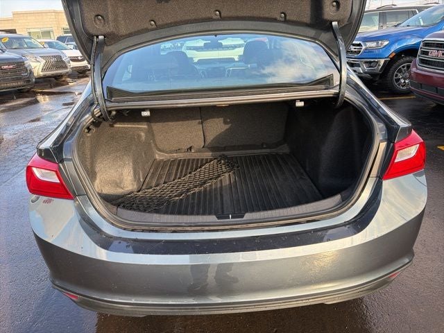 2021 Chevrolet Malibu LS 1LS