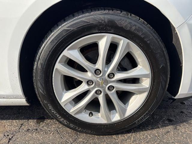 2017 Chevrolet Malibu LT 1LT