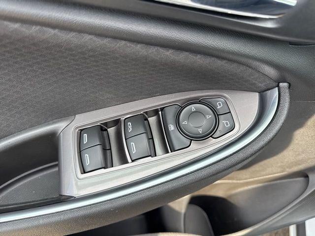 2017 Chevrolet Malibu LT 1LT