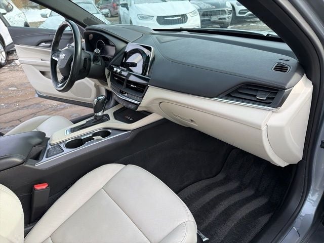 2023 Cadillac CT4 Premium Luxury