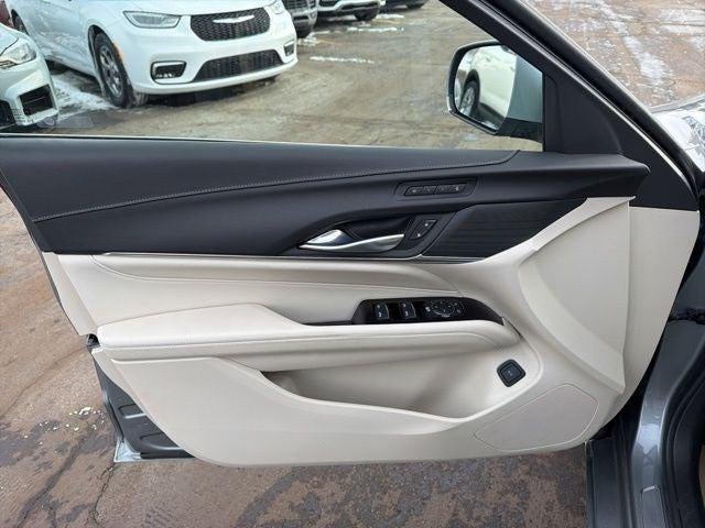 2023 Cadillac CT4 Premium Luxury