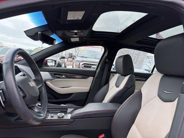 2022 Cadillac CT5 Sport