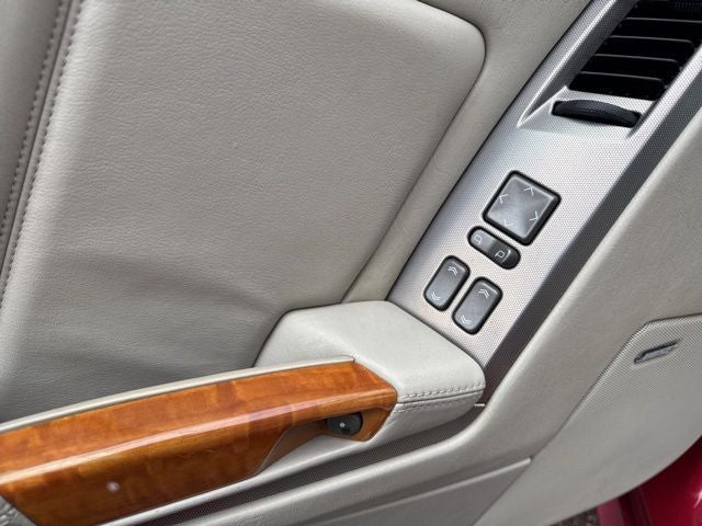 2004 Cadillac XLR Base