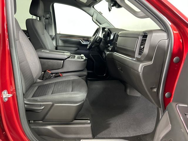 2024 Chevrolet Silverado 1500 LT LT1