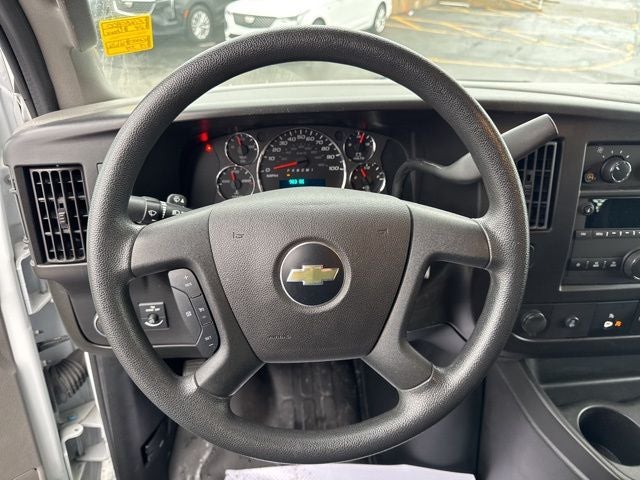 2024 Chevrolet Express 2500 Work Van Cargo