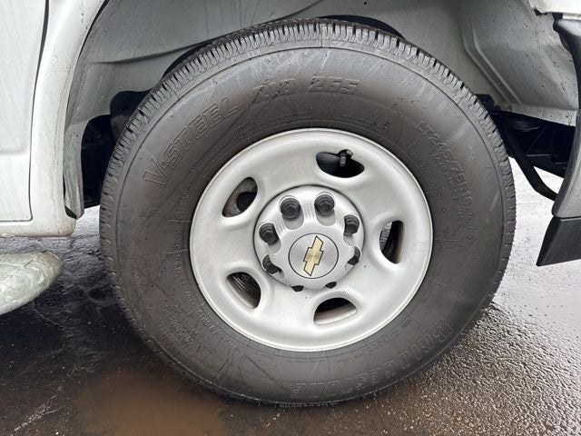 2024 Chevrolet Express 2500 Work Van Cargo