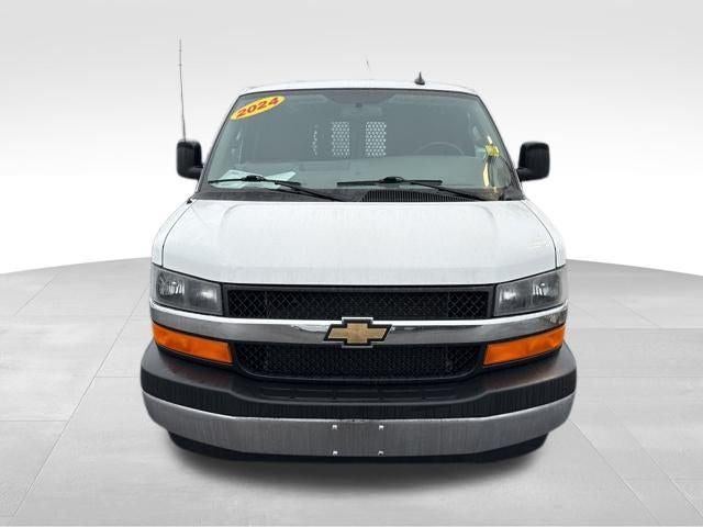 2024 Chevrolet Express 2500 Work Van Cargo