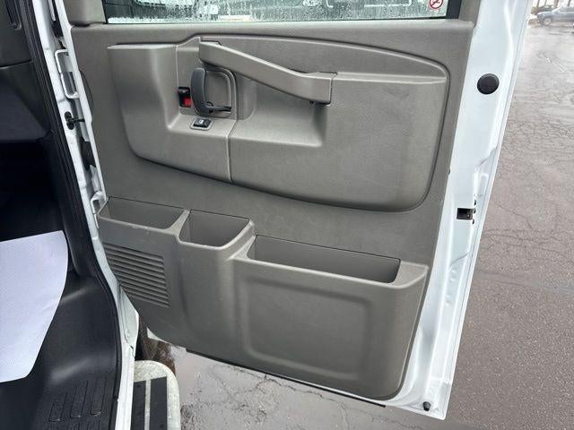 2024 Chevrolet Express 2500 Work Van Cargo
