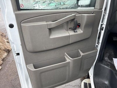 2024 Chevrolet Express 2500 Work Van Cargo