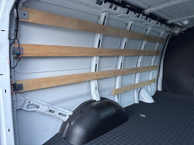 2024 Chevrolet Express 2500 Work Van Cargo