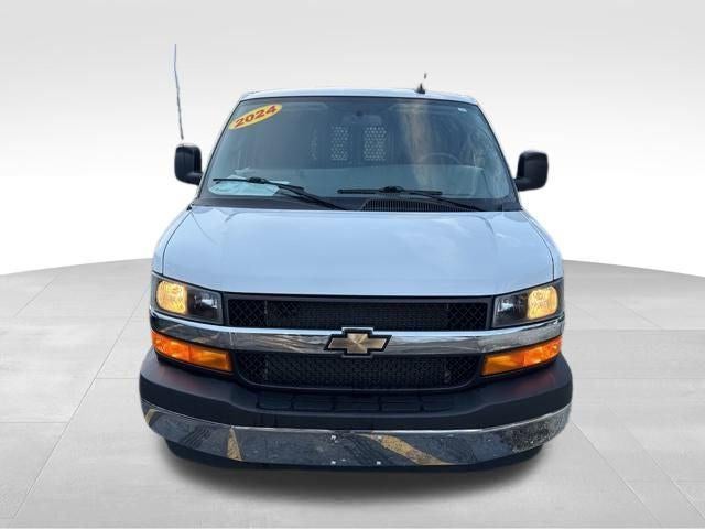 2024 Chevrolet Express 2500 Work Van Cargo