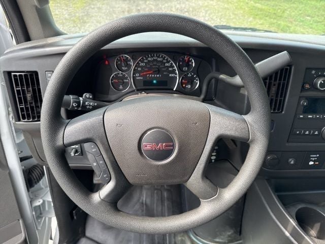 2025 GMC Savana 3500 Work Van
