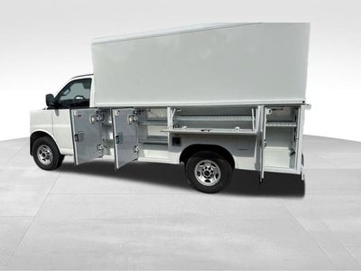 2025 GMC Savana 3500 Work Van
