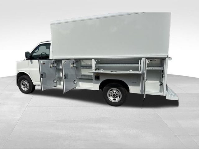 2025 GMC Savana 3500 Work Van