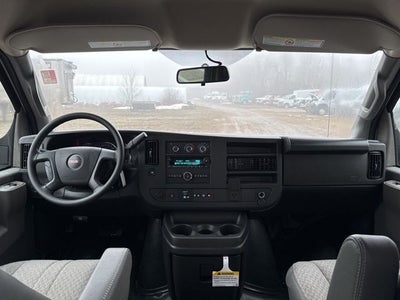 2025 GMC Savana 3500 Work Van