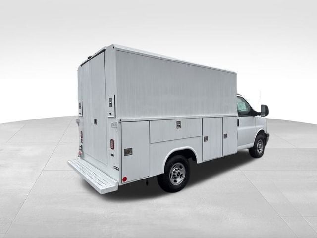 2025 GMC Savana 3500 Work Van