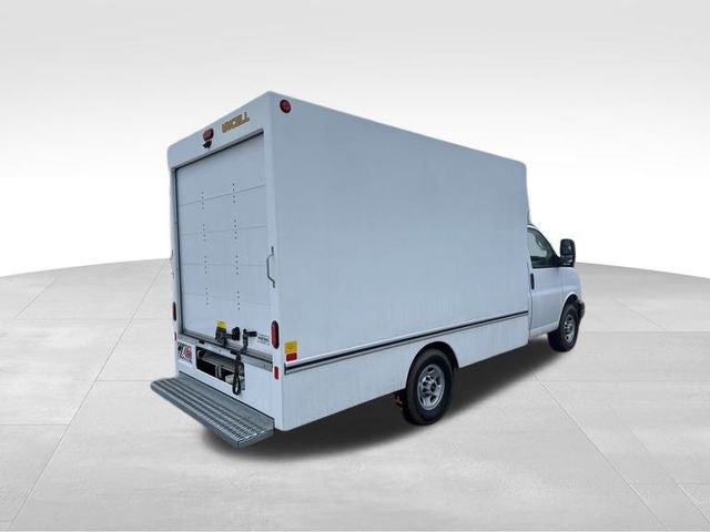 2025 GMC Savana 3500 Work Van