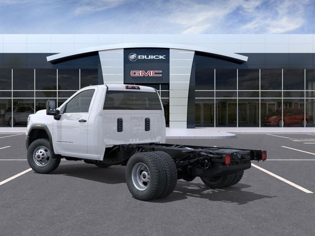 2025 GMC Sierra 3500HD Pro