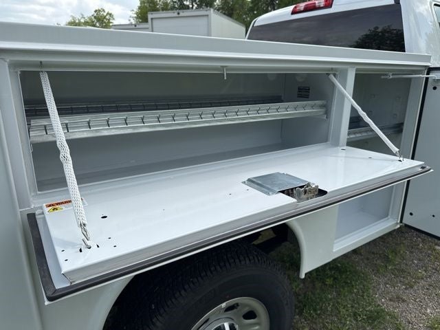 2025 GMC Sierra 3500HD Pro