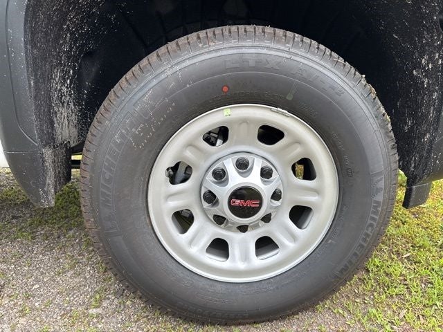 2025 GMC Sierra 3500HD Pro