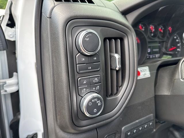 2025 GMC Sierra 3500HD Pro