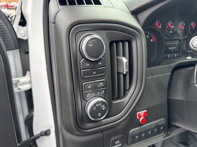 2025 GMC Sierra 3500HD Pro