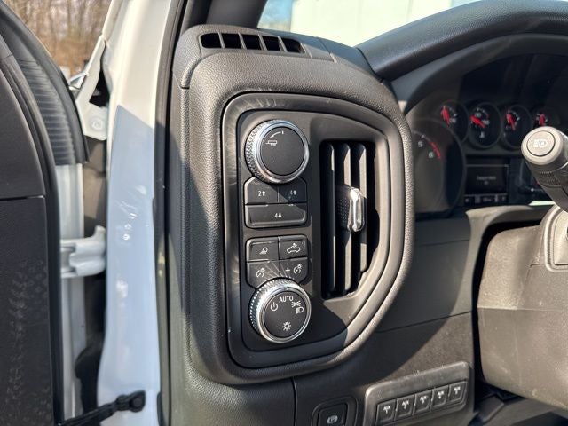 2025 GMC Sierra 3500HD Pro