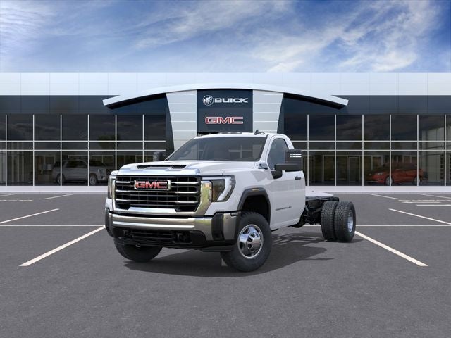 2026 GMC Sierra 3500HD Pro