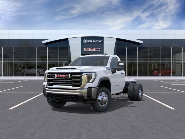 2026 GMC Sierra 3500HD Pro