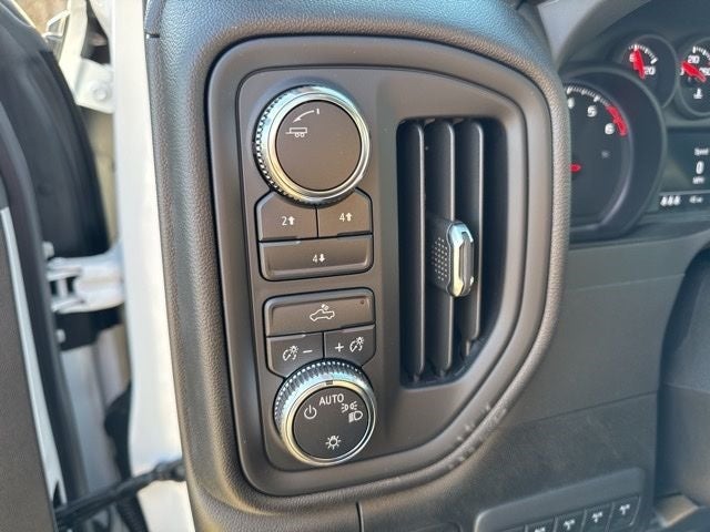 2024 GMC Sierra 3500HD Pro