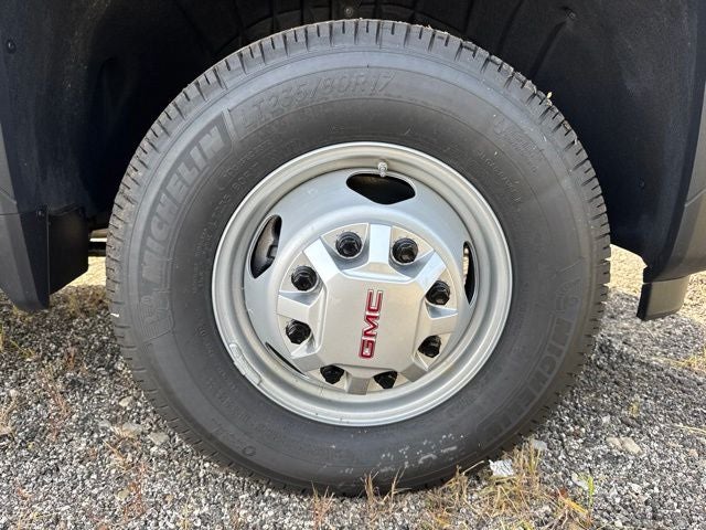 2026 GMC Sierra 3500HD Pro
