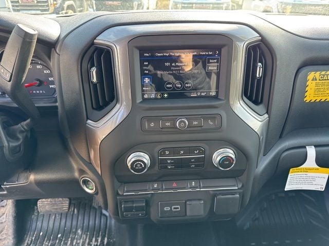 2025 GMC Sierra 3500HD Pro