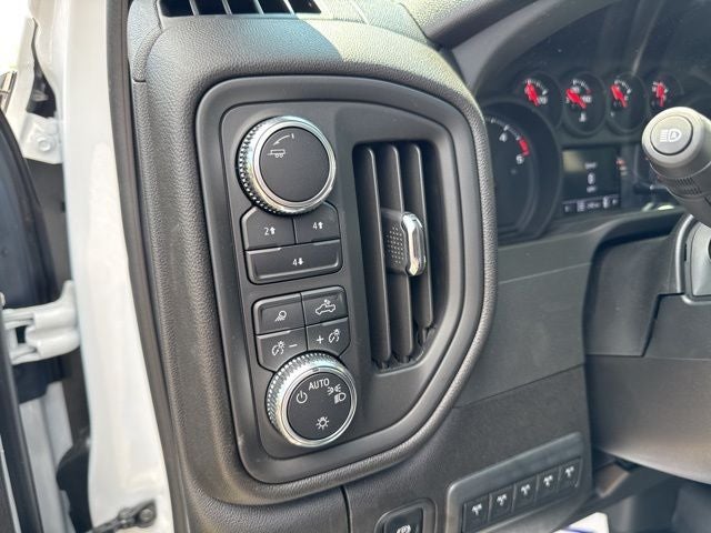 2025 GMC Sierra 3500HD Pro