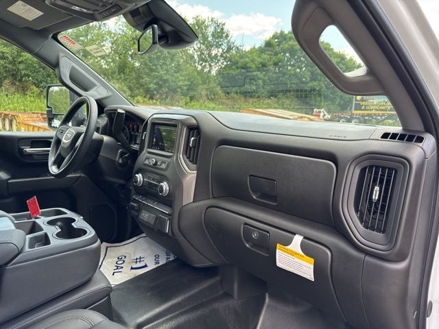 2025 GMC Sierra 3500HD Pro