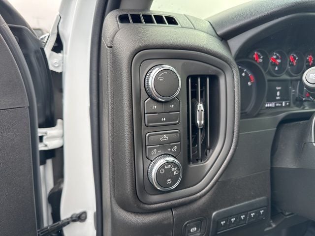 2026 GMC Sierra 3500HD Pro