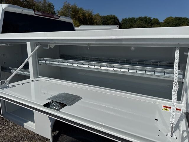 2025 GMC Sierra 3500HD Pro