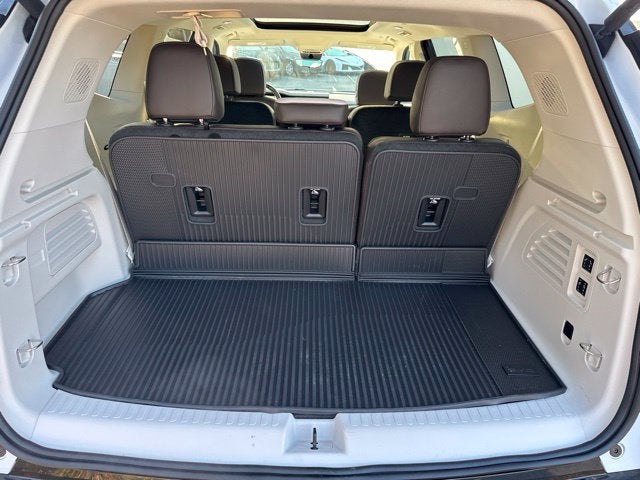 2027 GMC Acadia Denali