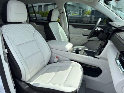 2025 GMC Acadia Denali