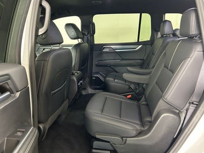 2024 GMC Acadia Elevation